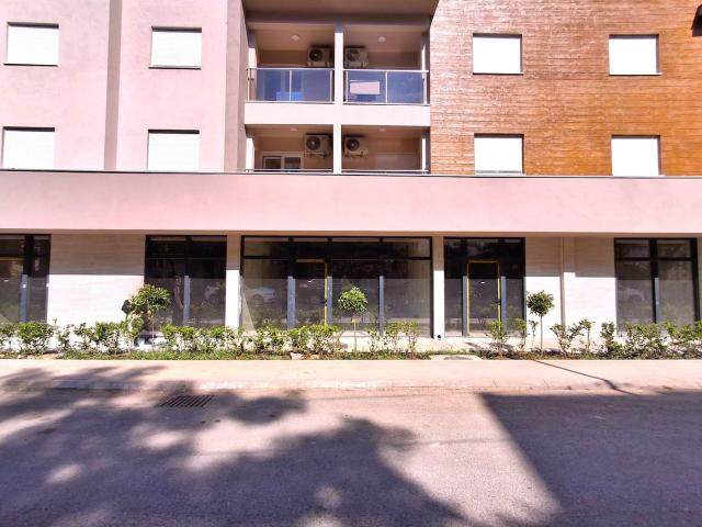 Poslovni prostor, 100m2, Stari aerodrom , Podgorica