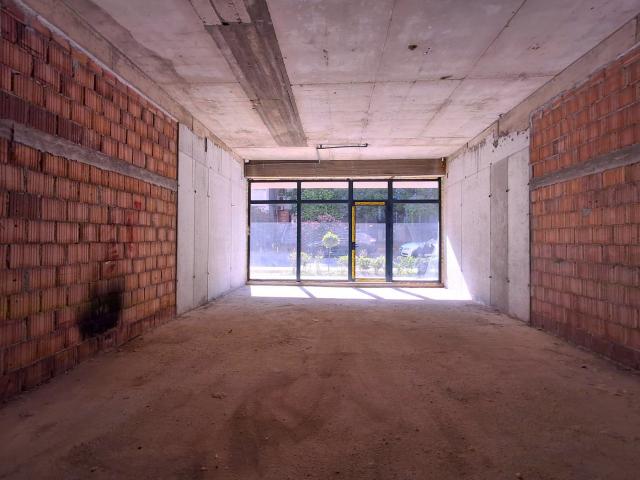 Poslovni prostor, 100m2, Stari aerodrom , Podgorica
