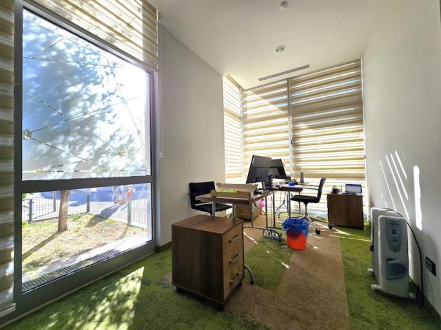 Poslovni prostor, 370m2, Blok 9, Podgorica
