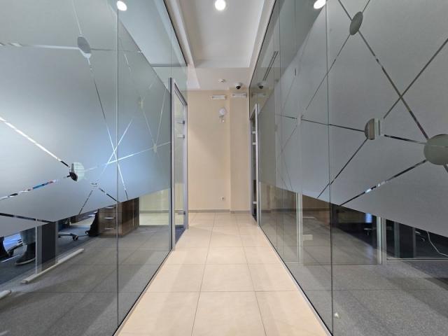 Poslovni prostor, 370m2, Blok 9, Podgorica