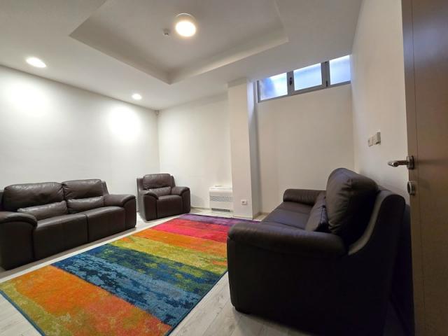 Poslovni prostor, 370m2, Blok 9, Podgorica