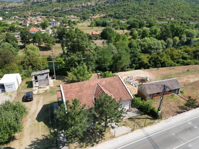 Kuća, 236m2, Velje brdo, Danilovgrad