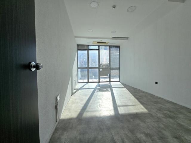 Poslovni prostor, 450m2, Preko Morače, Podgorica