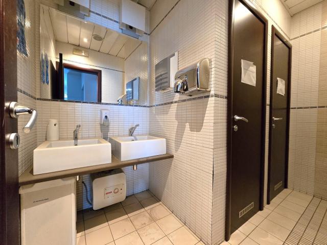 Poslovni prostor, 450m2, Preko Morače, Podgorica