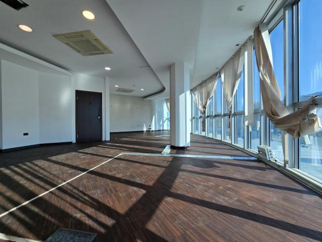 Poslovni prostor, 450m2, Preko Morače, Podgorica