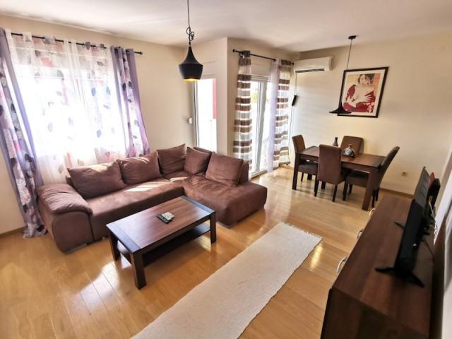 Jednosoban namješten stan, 54m2, City kvart, Podgorica