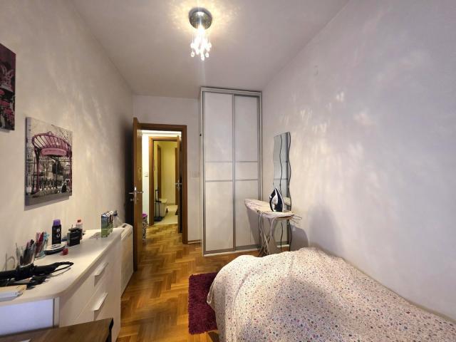 Dvosoban namješten stan, 69m2, Pobrežje, Podgorica