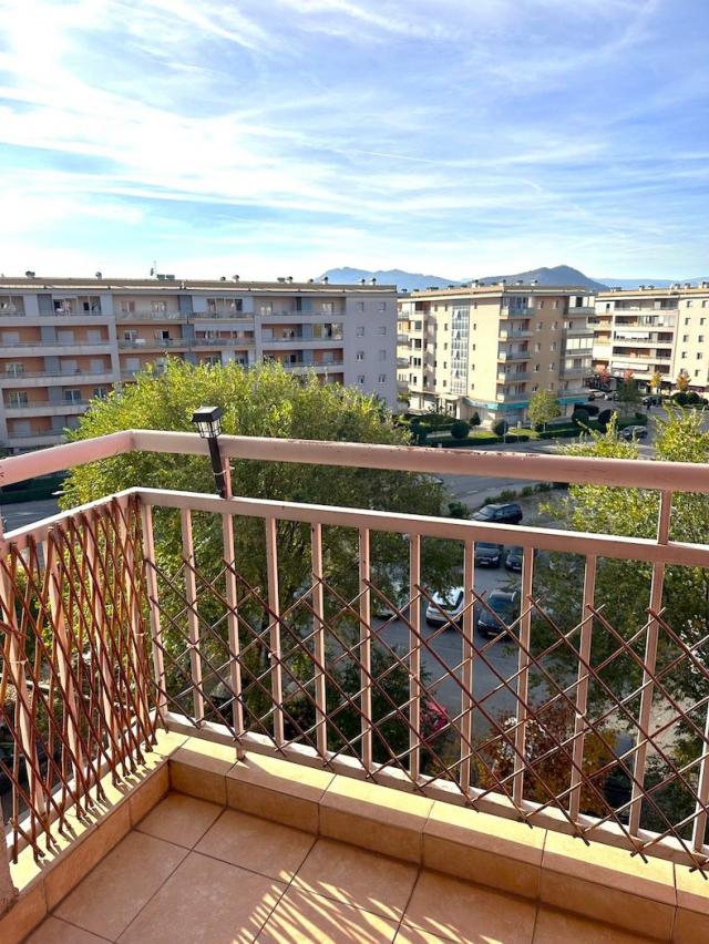 Jednosoban namješten stan, 52m2, City kvart, Podgorica