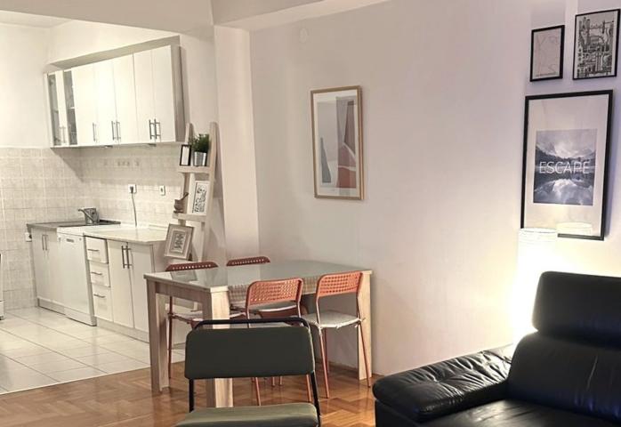 Jednosoban namješten stan, 52m2, City kvart, Podgorica