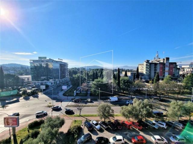 Četvorosoban namješten dupleks, 280m2, Preko Morače, Podgorica