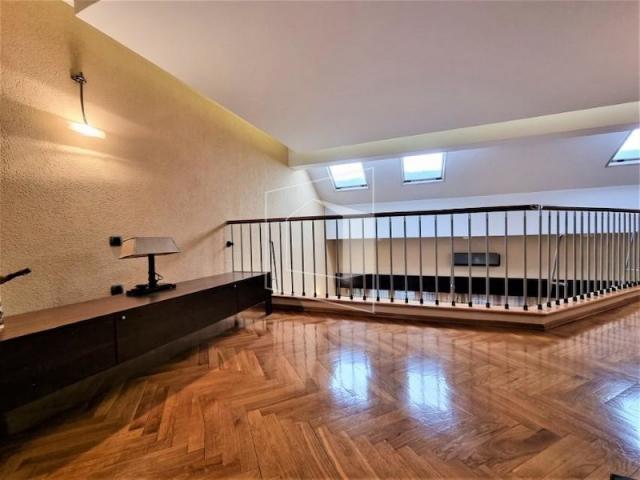Četvorosoban namješten dupleks, 280m2, Preko Morače, Podgorica