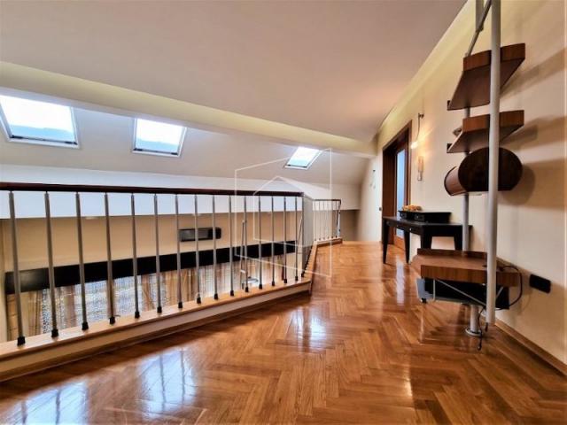 Četvorosoban namješten dupleks, 280m2, Preko Morače, Podgorica