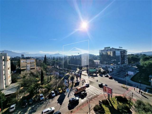 Četvorosoban namješten dupleks, 280m2, Preko Morače, Podgorica