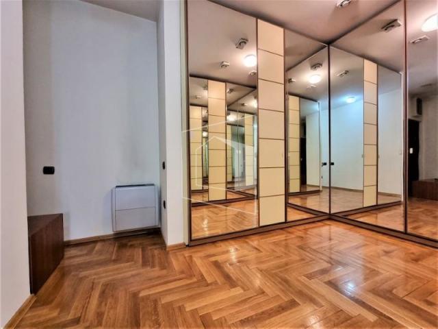 Četvorosoban namješten dupleks, 280m2, Preko Morače, Podgorica