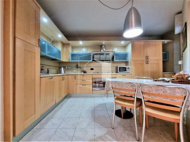 Četvorosoban namješten dupleks, 280m2, Preko Morače, Podgorica