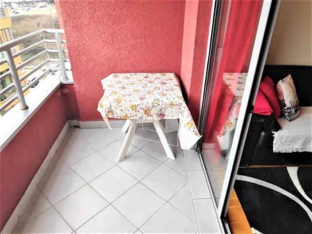Jednosoban namješten stan, 44m2, 1. Maj, Podgorica