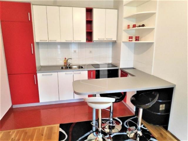 Jednosoban namješten stan, 44m2, 1. Maj, Podgorica