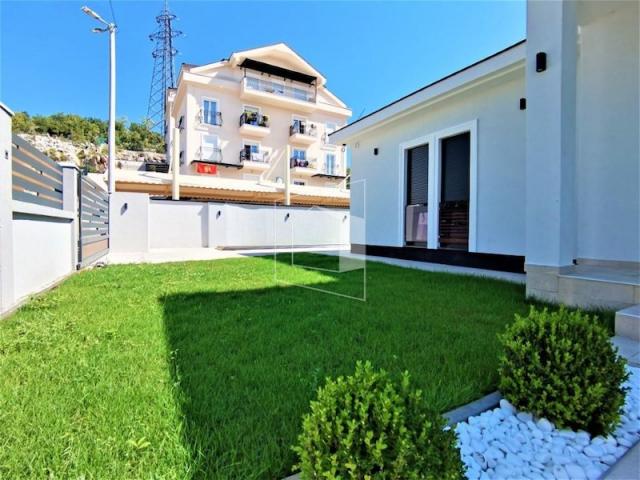 Kuća, 150m2, Dalmatinska ulica, Podgorica