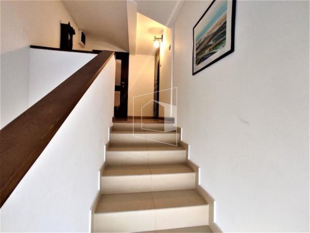 Kuća, 180m2, Mareza, Podgorica