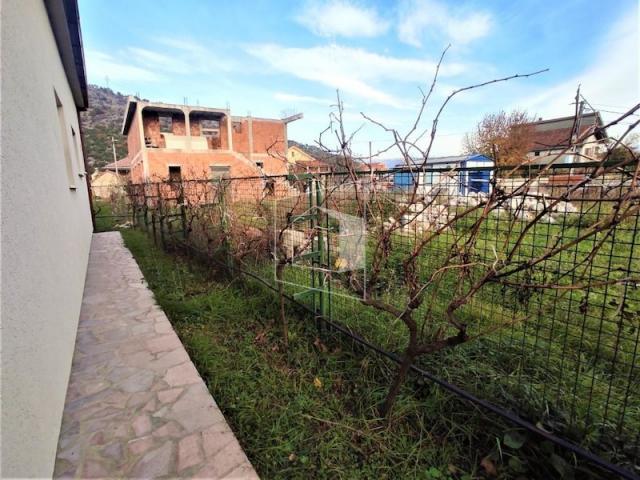 Kuća, 180m2, Mareza, Podgorica
