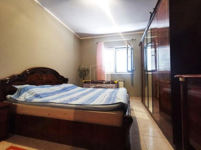 Kuća, 200m2, Donja Gorica, Podgorica