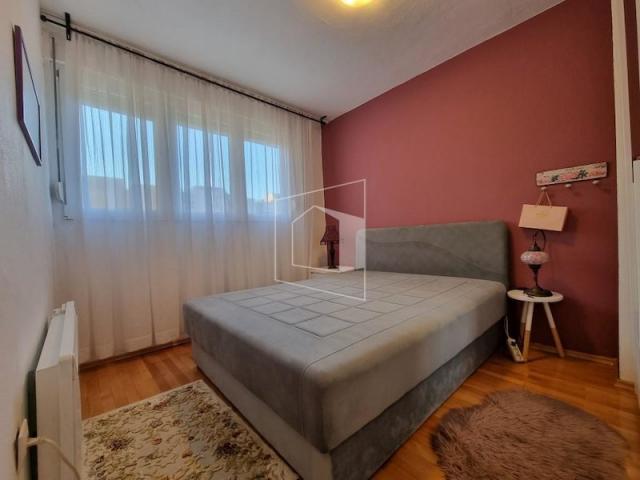 Trosoban lijepo namješten stan, 105m2, Blok 5, Podgorica