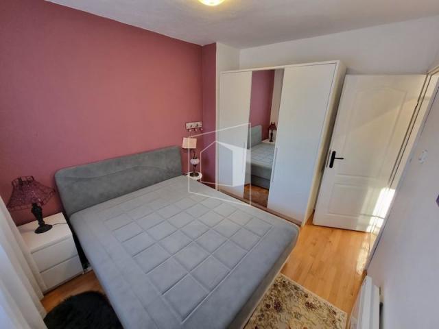 Trosoban lijepo namješten stan, 105m2, Blok 5, Podgorica