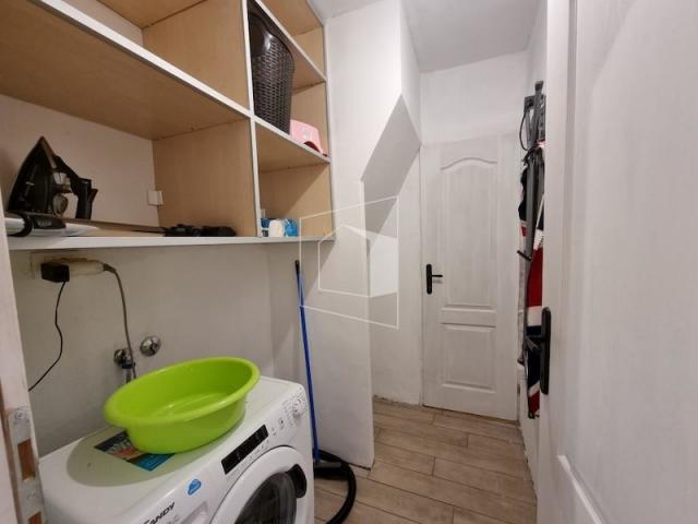 Trosoban lijepo namješten stan, 105m2, Blok 5, Podgorica