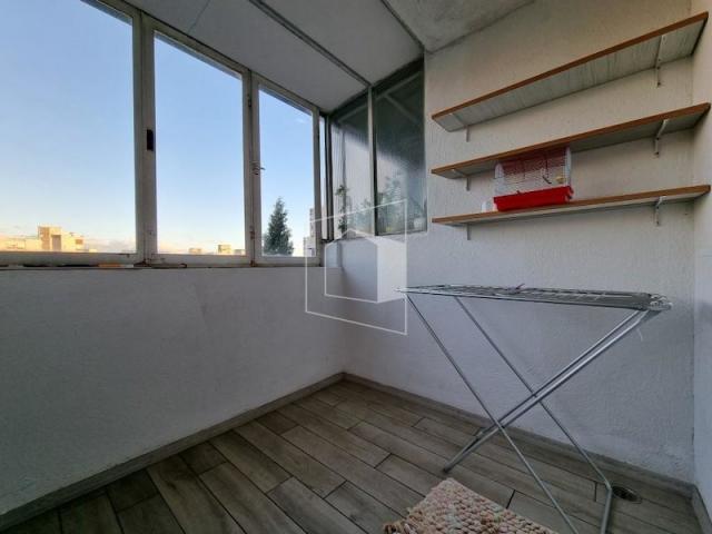 Trosoban lijepo namješten stan, 105m2, Blok 5, Podgorica