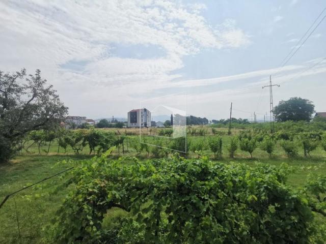 Kuća, 71m2, Tološi, Podgorica