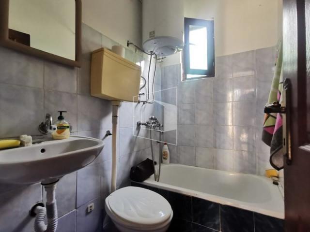 Kuća, 71m2, Tološi, Podgorica