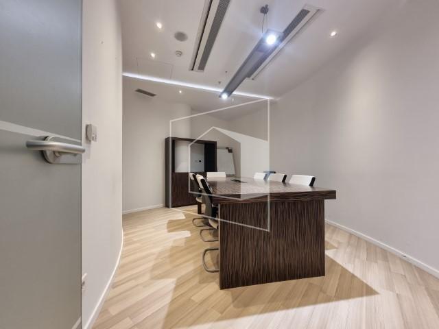 Poslovni prostor, 193m2, Capital Plaza, Podgorica