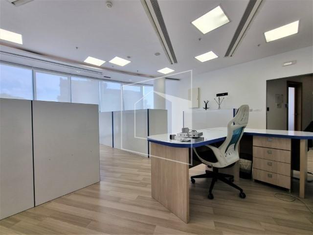 Poslovni prostor, 193m2, Capital Plaza, Podgorica