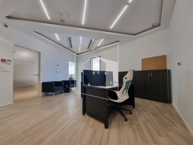 Poslovni prostor, 193m2, Capital Plaza, Podgorica