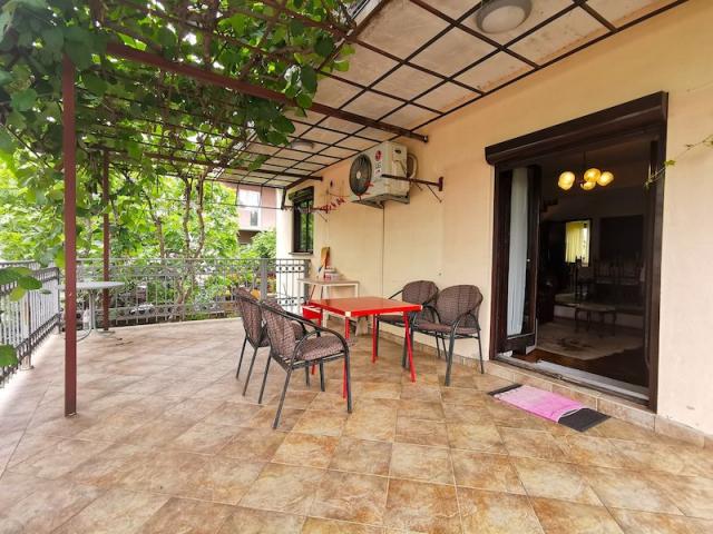 Namještena kuća, 160m2, Masline, Podgorica