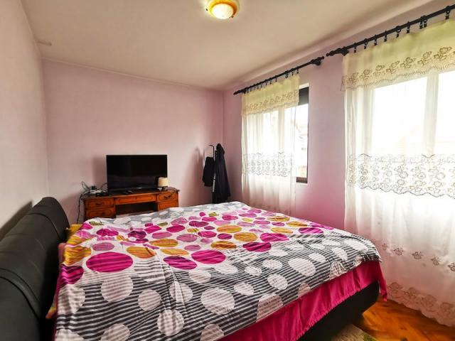 Namještena kuća, 160m2, Masline, Podgorica