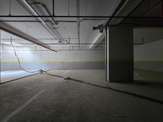 Poslovni prostor, 306-m2, Stari aerodrom, Podgorica