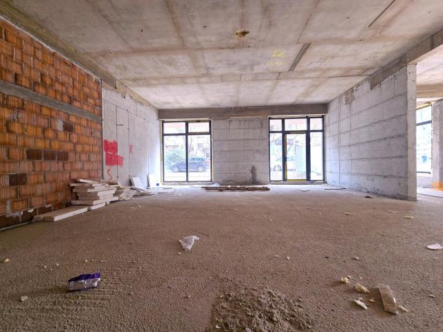Poslovni prostor, 306-m2, Stari aerodrom, Podgorica
