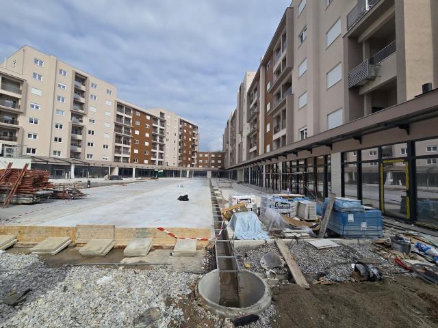 Poslovni prostor, 306-m2, Stari aerodrom, Podgorica