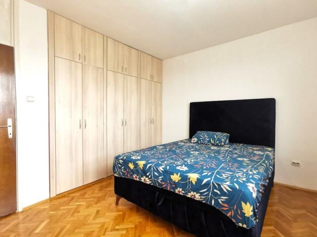 Dvosoban namješten stan, 66m2, Pobrežje, Podgorica