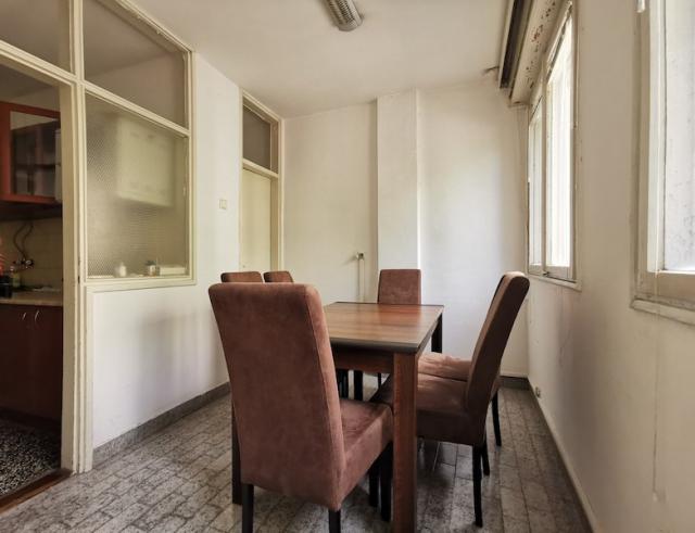 Dvosoban namješten stan, 82m2, Centar, Podgorica