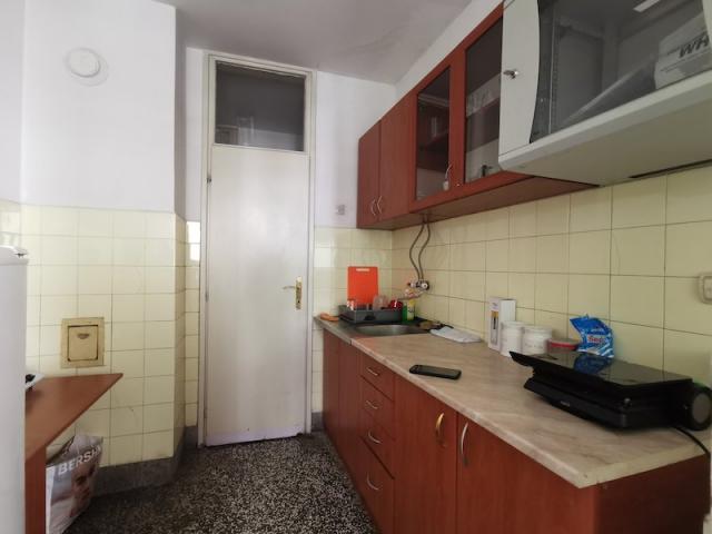 Dvosoban namješten stan, 82m2, Centar, Podgorica