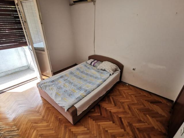 Dvosoban namješten stan, 82m2, Centar, Podgorica