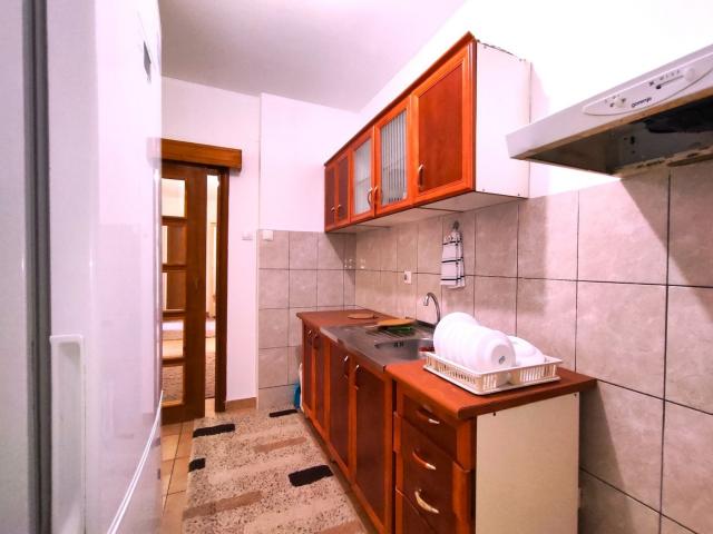 Dvosoban namješten stan, 64m2, Stari aerodrom, Podgorica