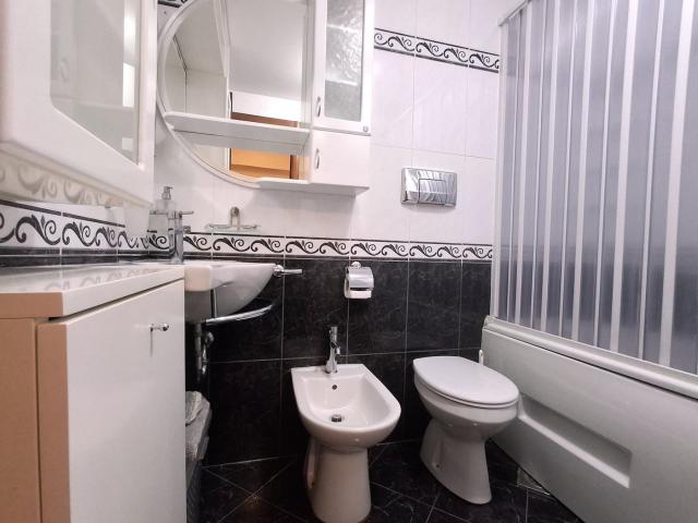Dvosoban namješten stan, 84m2, Centar, Podgorica