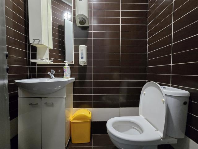 Poslovni prostor, 192m2, Centar, Podgorica
