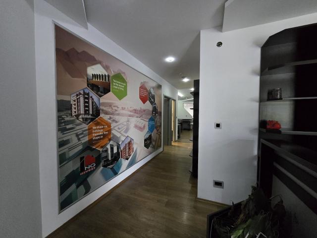 Poslovni prostor, 192m2, Centar, Podgorica