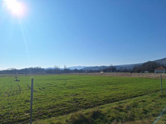 Plac, 2000m2, Ćurilac, Danilovgrad