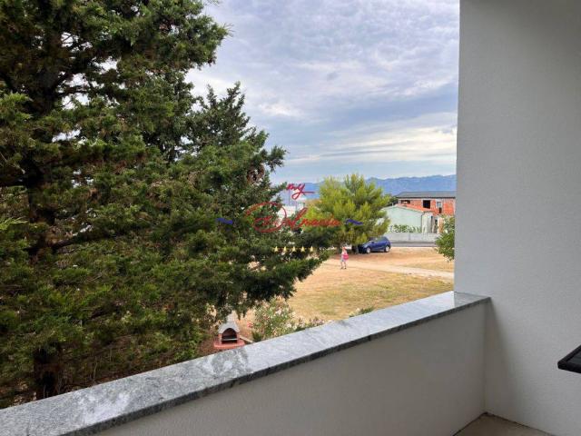 Vir, Kuća s 2 apartmana,  1. kat za adaptaciju