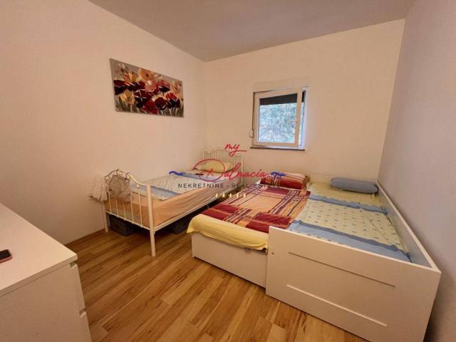 Vir, Kuća s 2 apartmana,  1. kat za adaptaciju